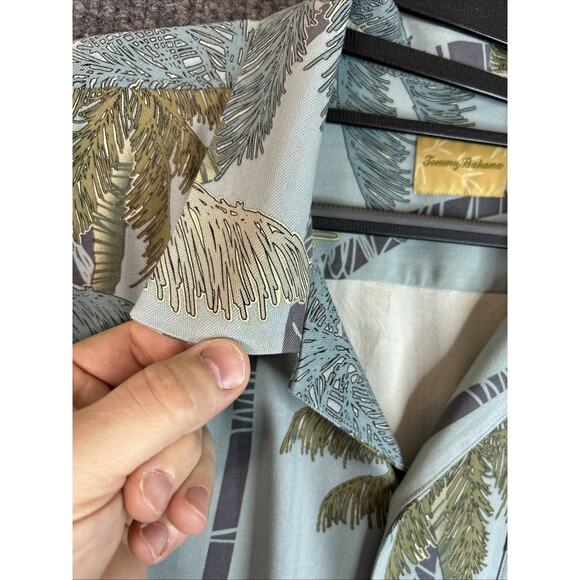 Tommy Bahama Mens Palm Tree Print Button Up Hawaiian Shirt Size XL Silk Resort - Picture 2 of 9